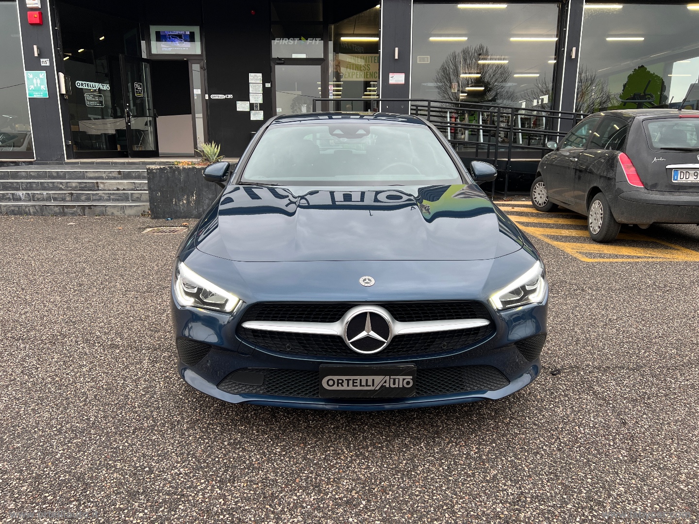 CLA 200 d Aut. Shooting Brake Business IVA DEDUCIBILE - immagine 4