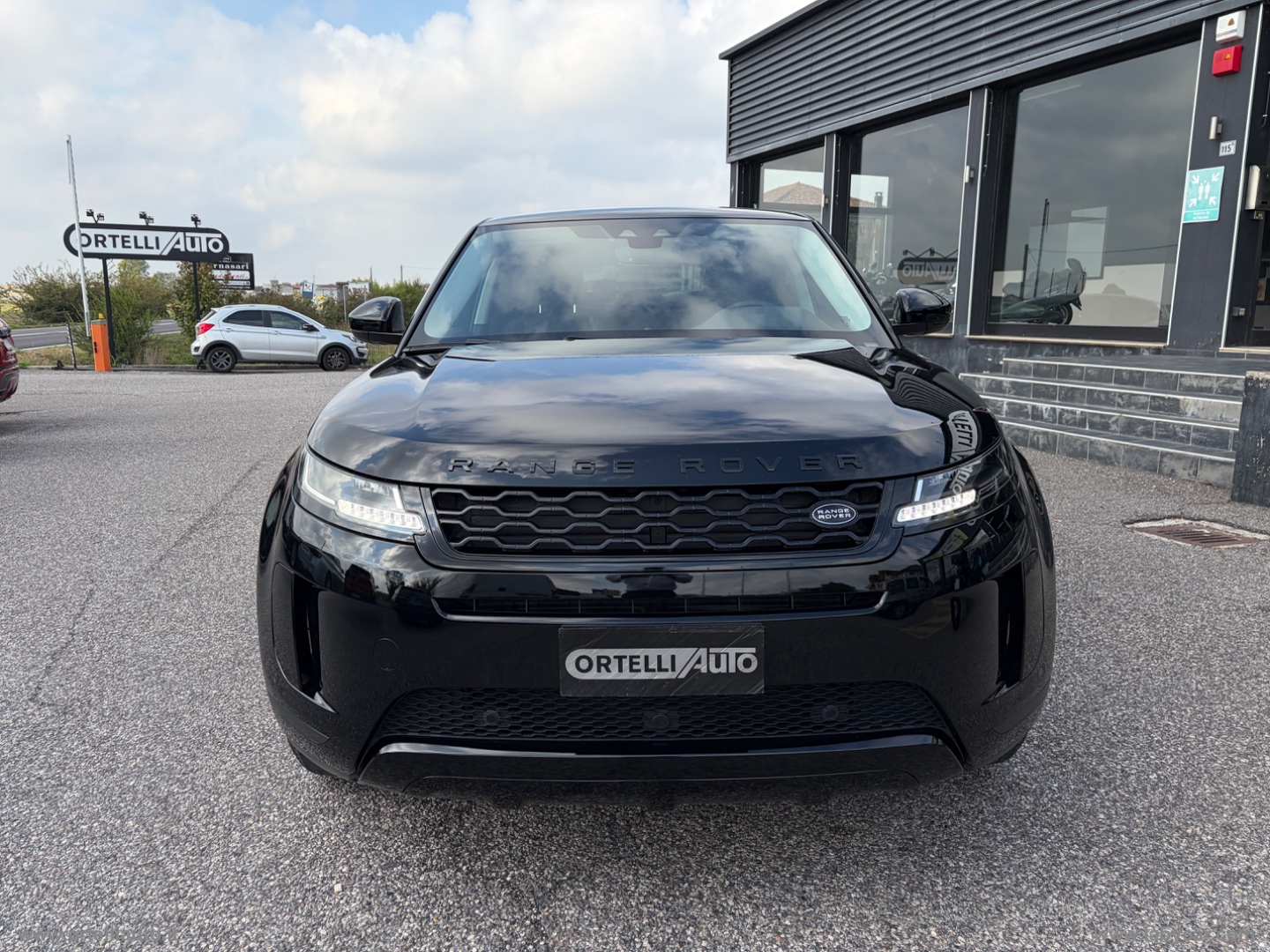 RR Evoque 2.0D 150 CV AWD Auto S - immagine 4