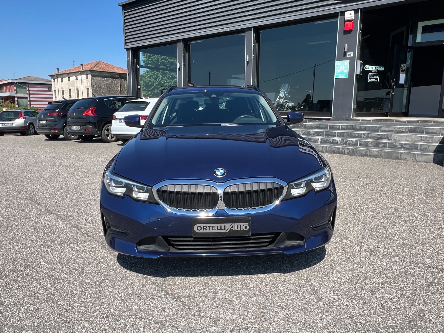 318d Touring Business Advantage aut. - immagine 4