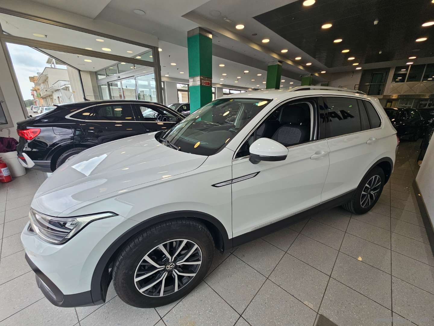 Tiguan 2.0 TDI 150CV SCR DSG Life - immagine 4
