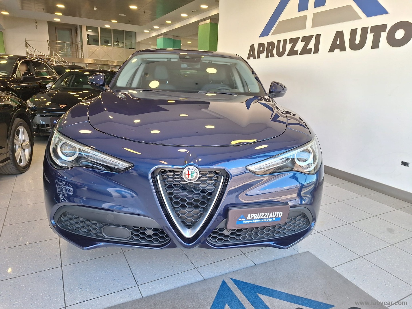 Stelvio 2.2 T.diesel 190 CV AT8 Q4 Exec. - immagine 4