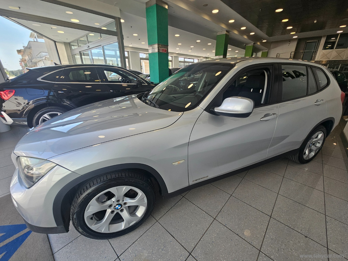 X1 xDrive18d - immagine 4