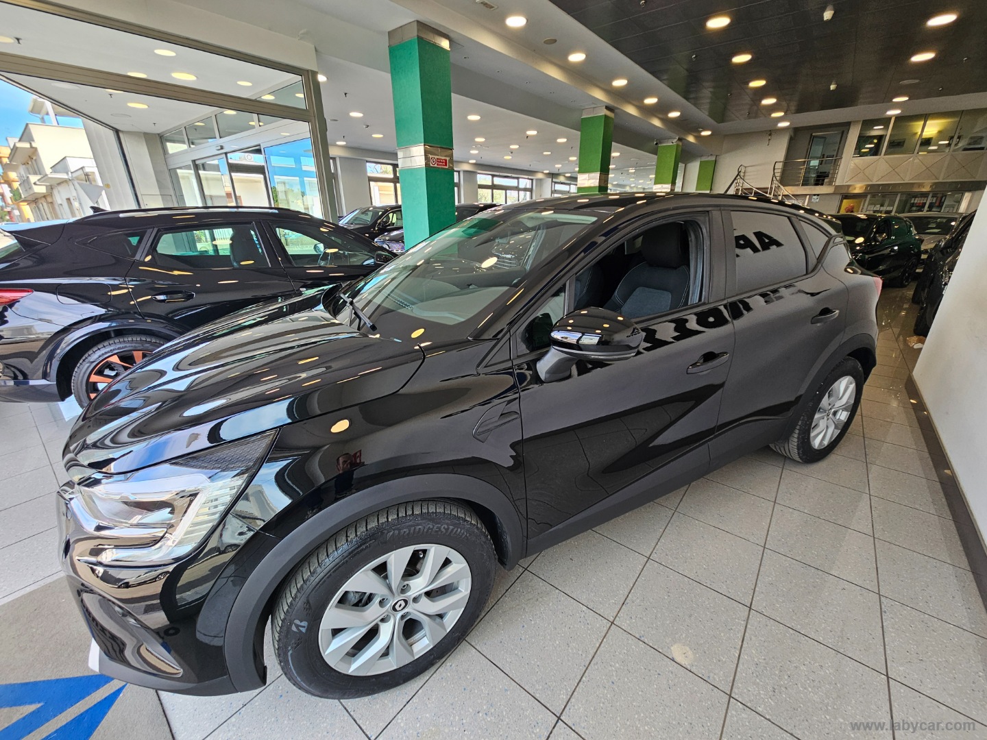 Captur Hybrid E-Tech 145 CV Business AUT. - immagine 4