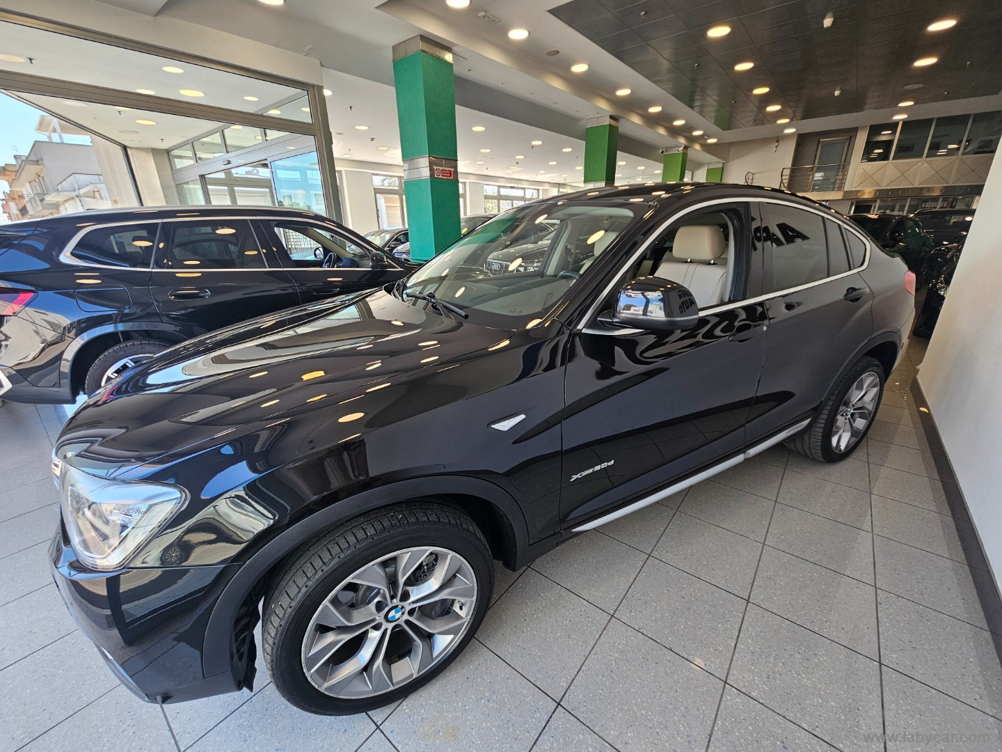 X4 xDrive20d xLine - immagine 4