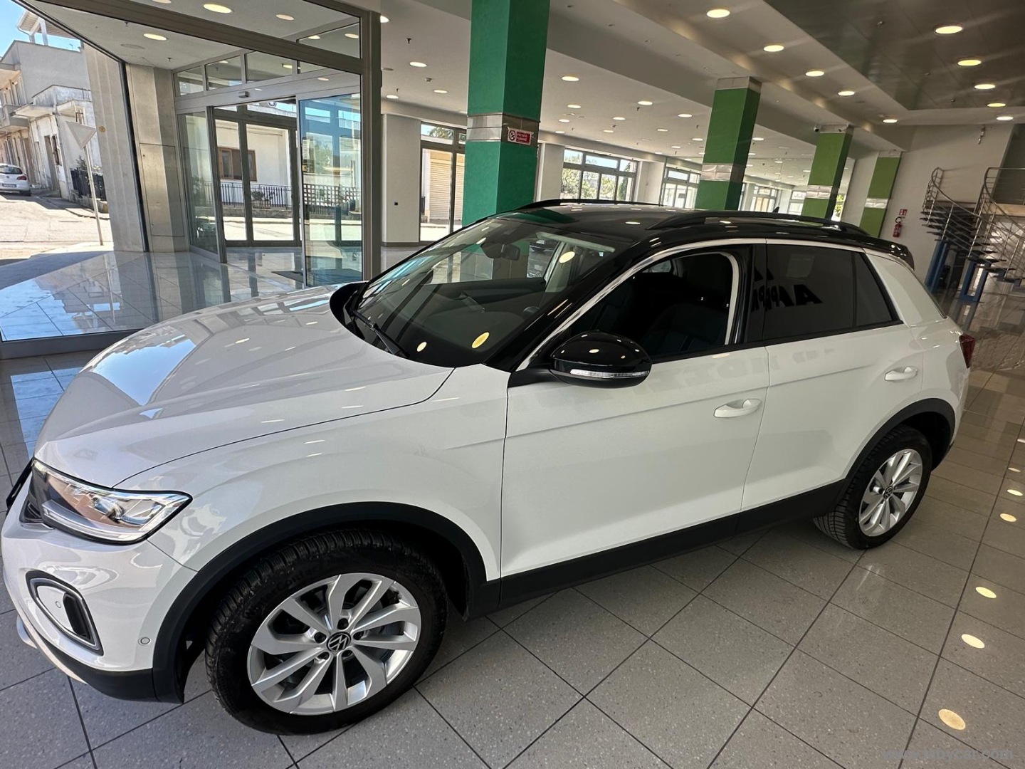 T-Roc 1.0 TSI Life - immagine 4