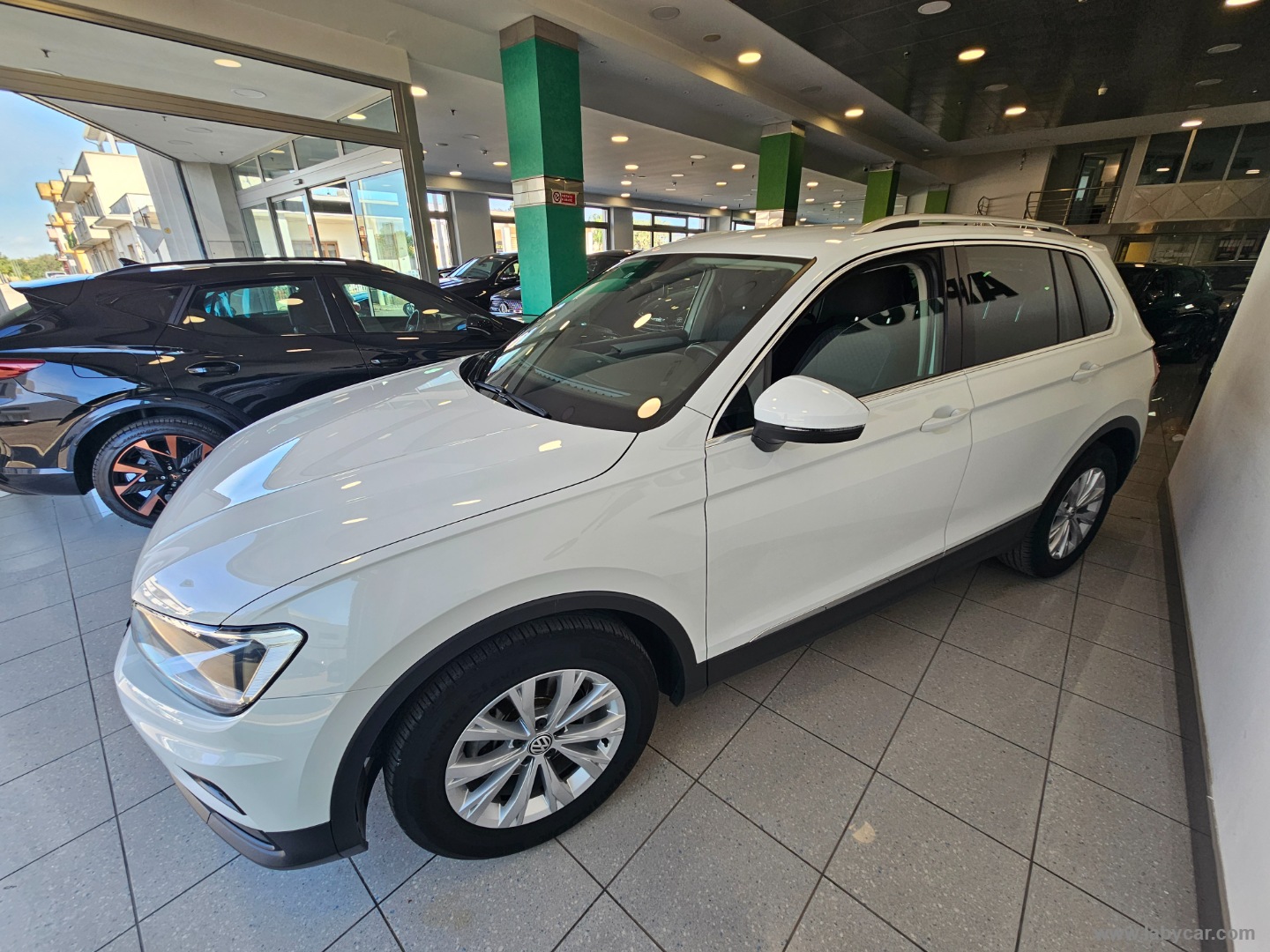 Tiguan 1.6 TDI Business BMT - immagine 4