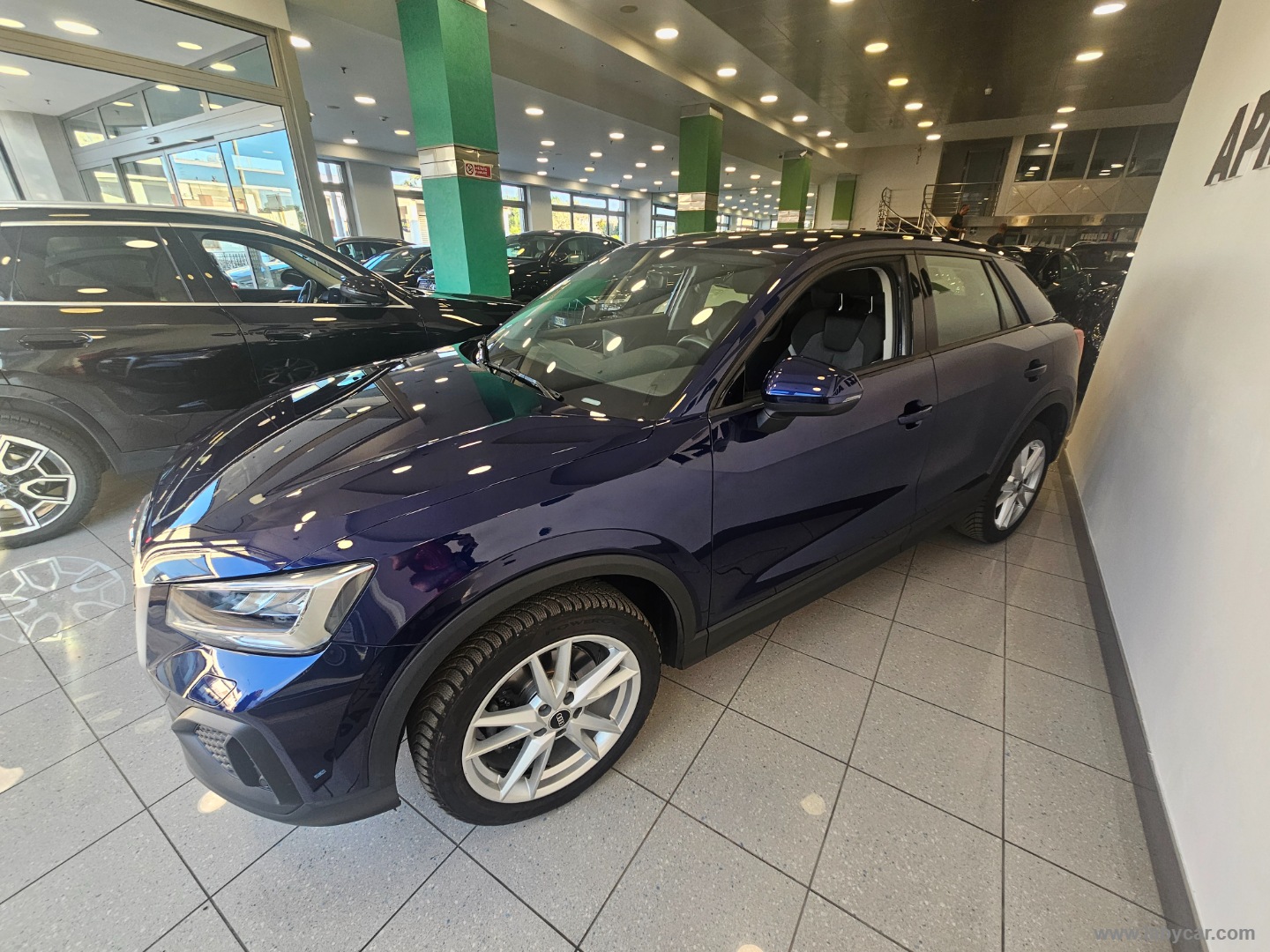 Q2 35 TDI S tronic Business - immagine 4