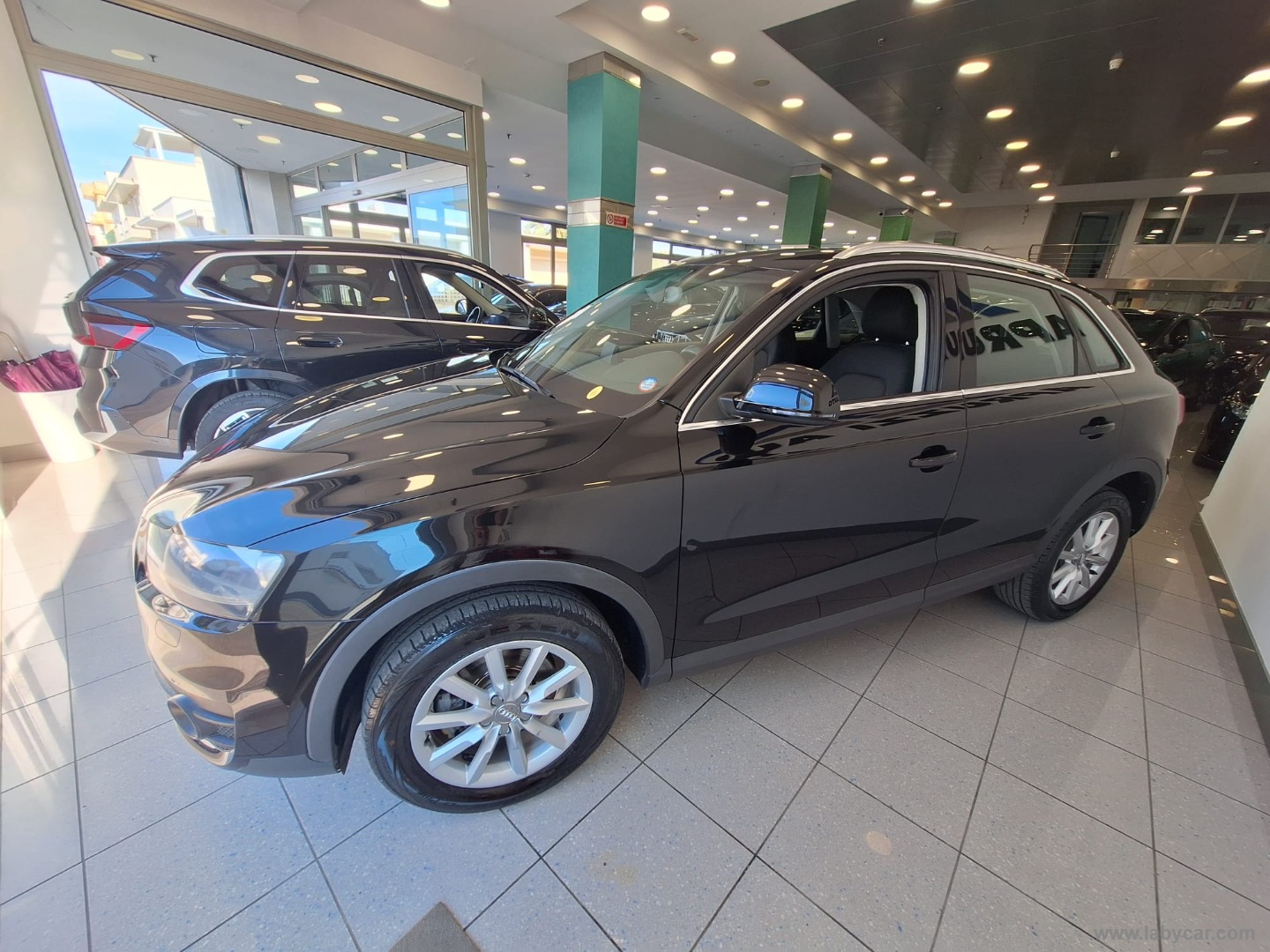 Q3 2.0 TDI Business - immagine 4