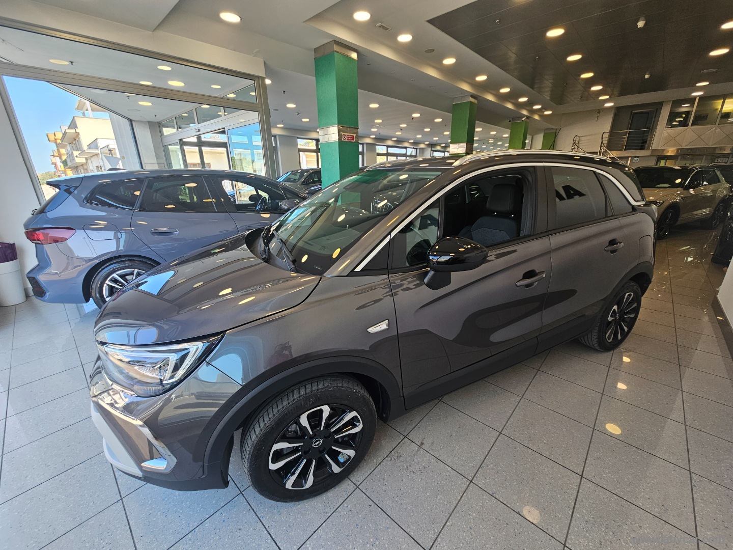 Crossland 1.2 T. 12V 110 CV S&S Elegance - immagine 4