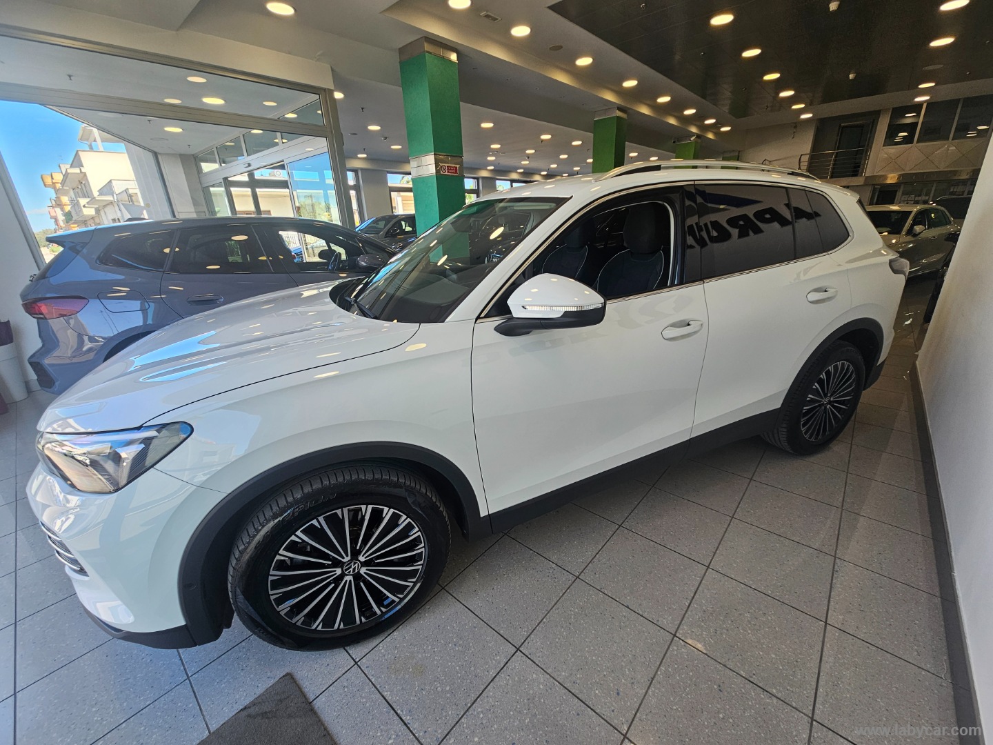 Tiguan 2.0 TDI 150 CV DSG Elegance - immagine 4