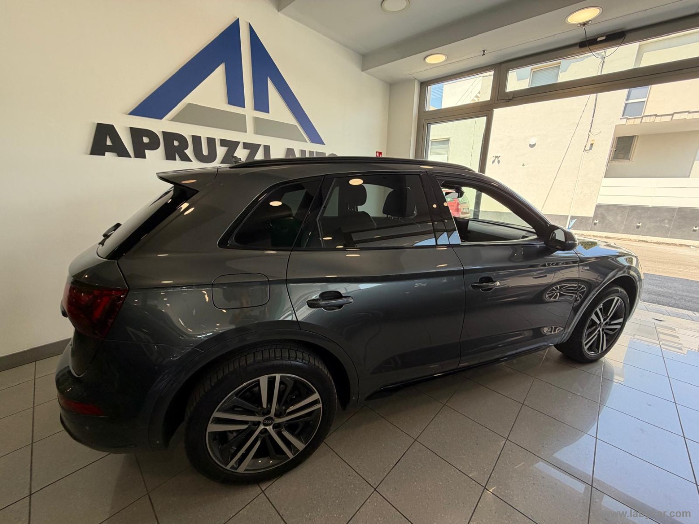 Q5 40 TDI 204CV qu. S tr. S line - immagine 4