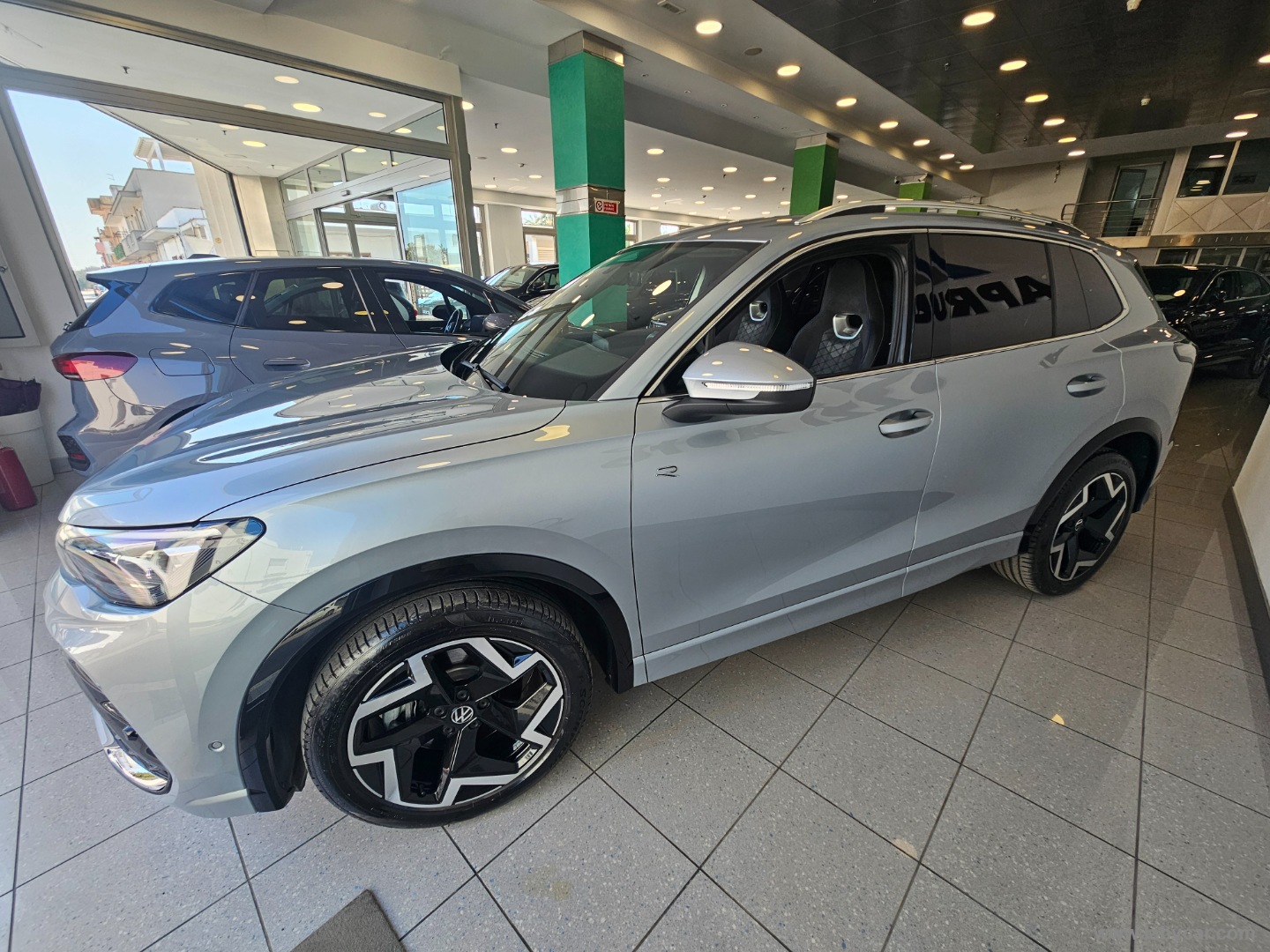Tiguan 2.0 TDI 150CV SCR DSG R-Line - immagine 4