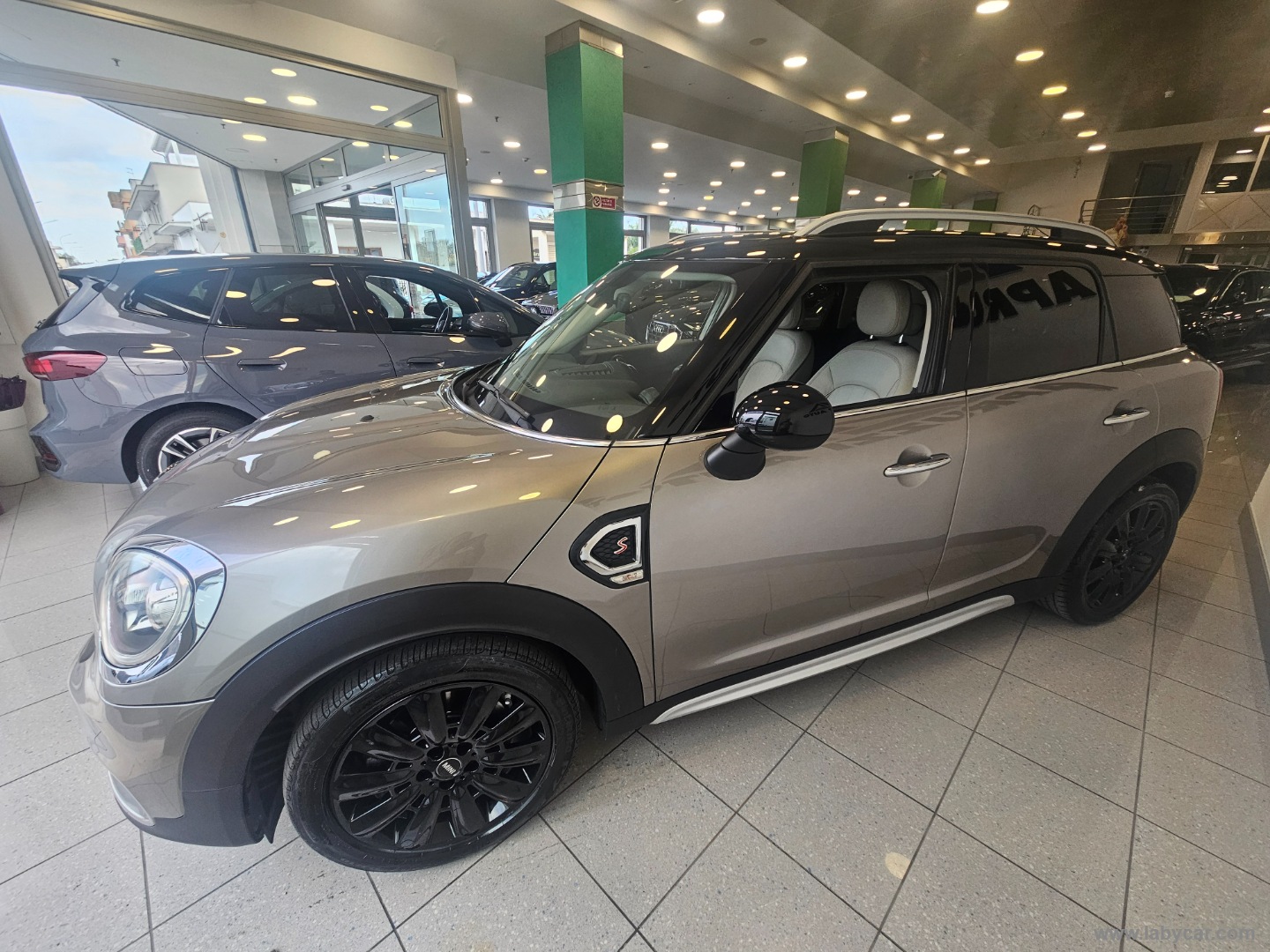 Mini Cooper SD Hype Countryman Aut. - immagine 4