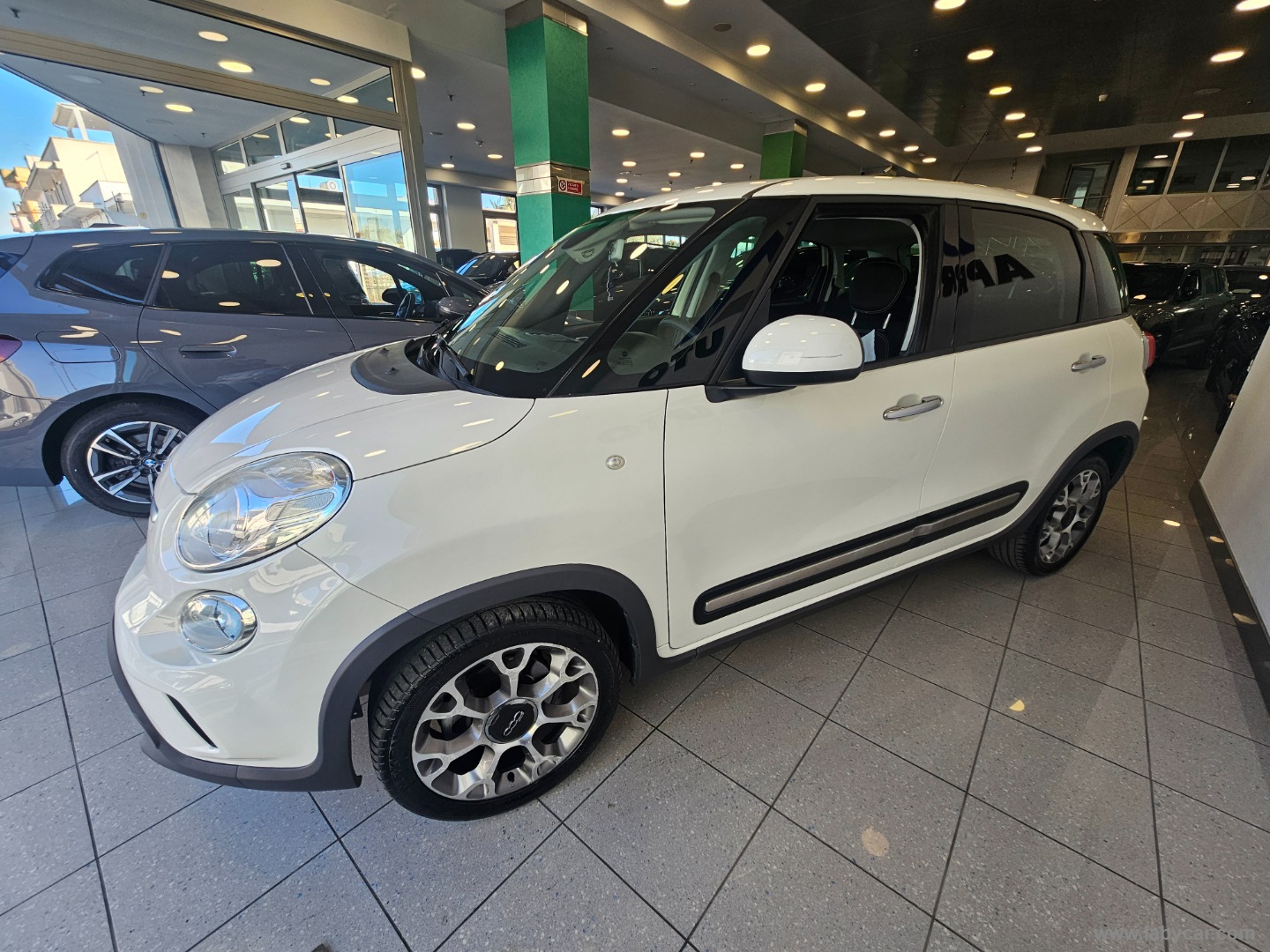500L 1.3 MJT 85 CV Trekking - immagine 4