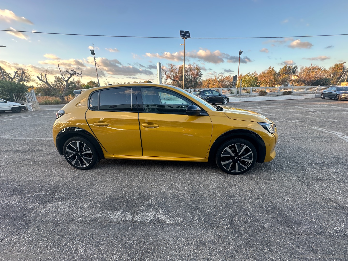 208 GT Line PANORAMA - immagine 4