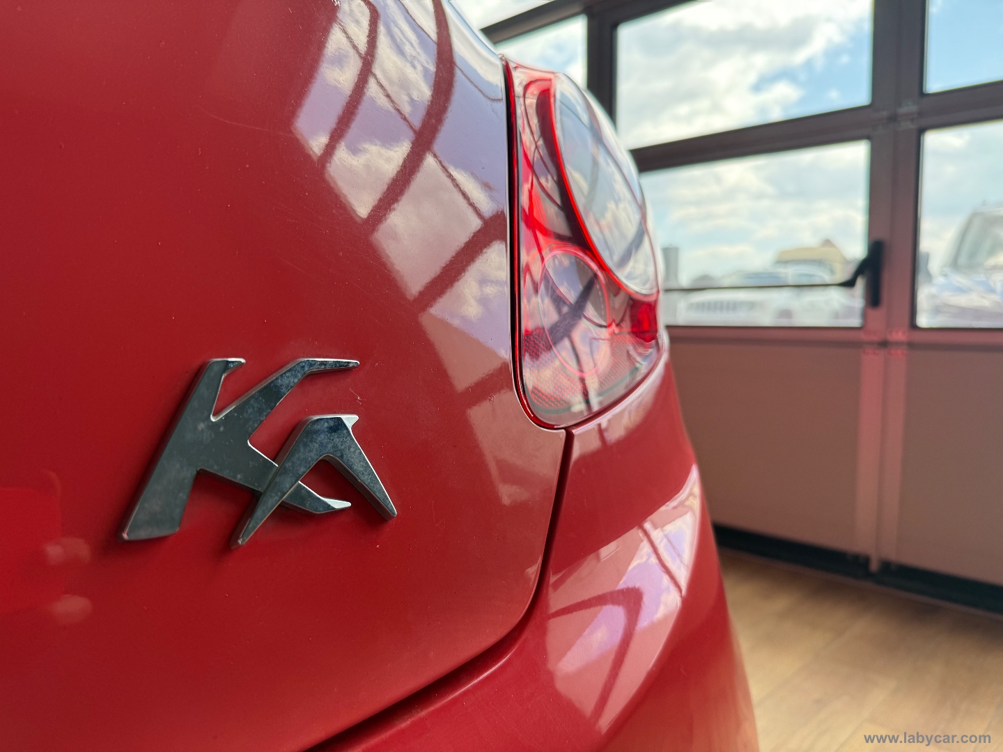 Ka 1.3 TDCi 75 CV Titanium - immagine 4