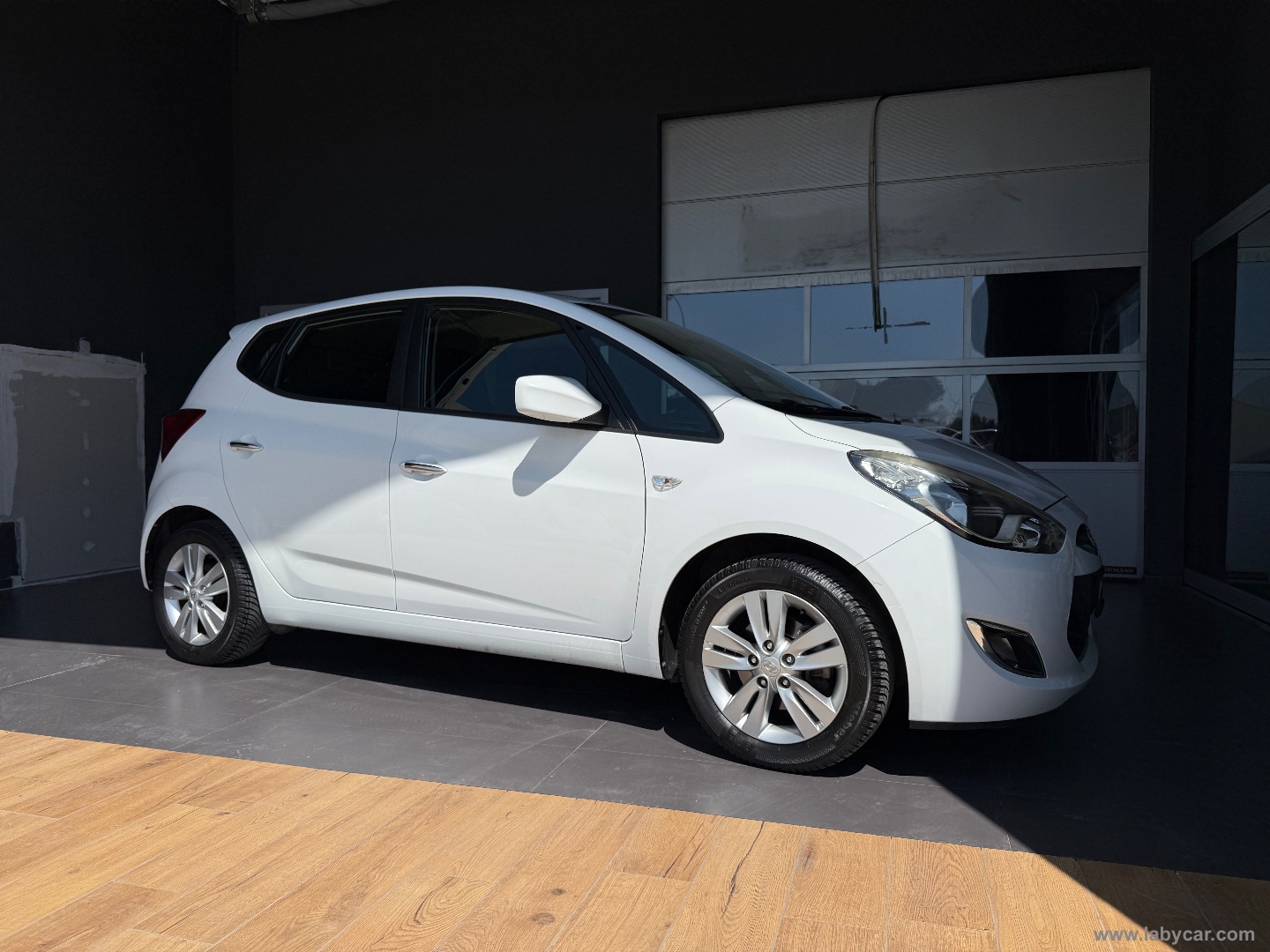 ix20 1.4 90 CV Light - immagine 4