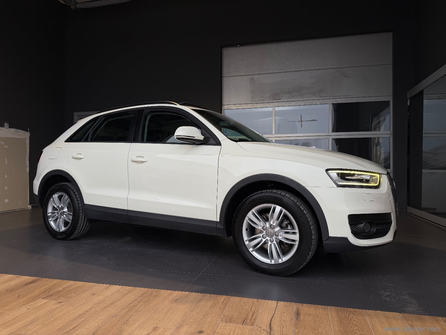 Q3 2.0 TDI quattro TETTO APRIBILE - immagine 4
