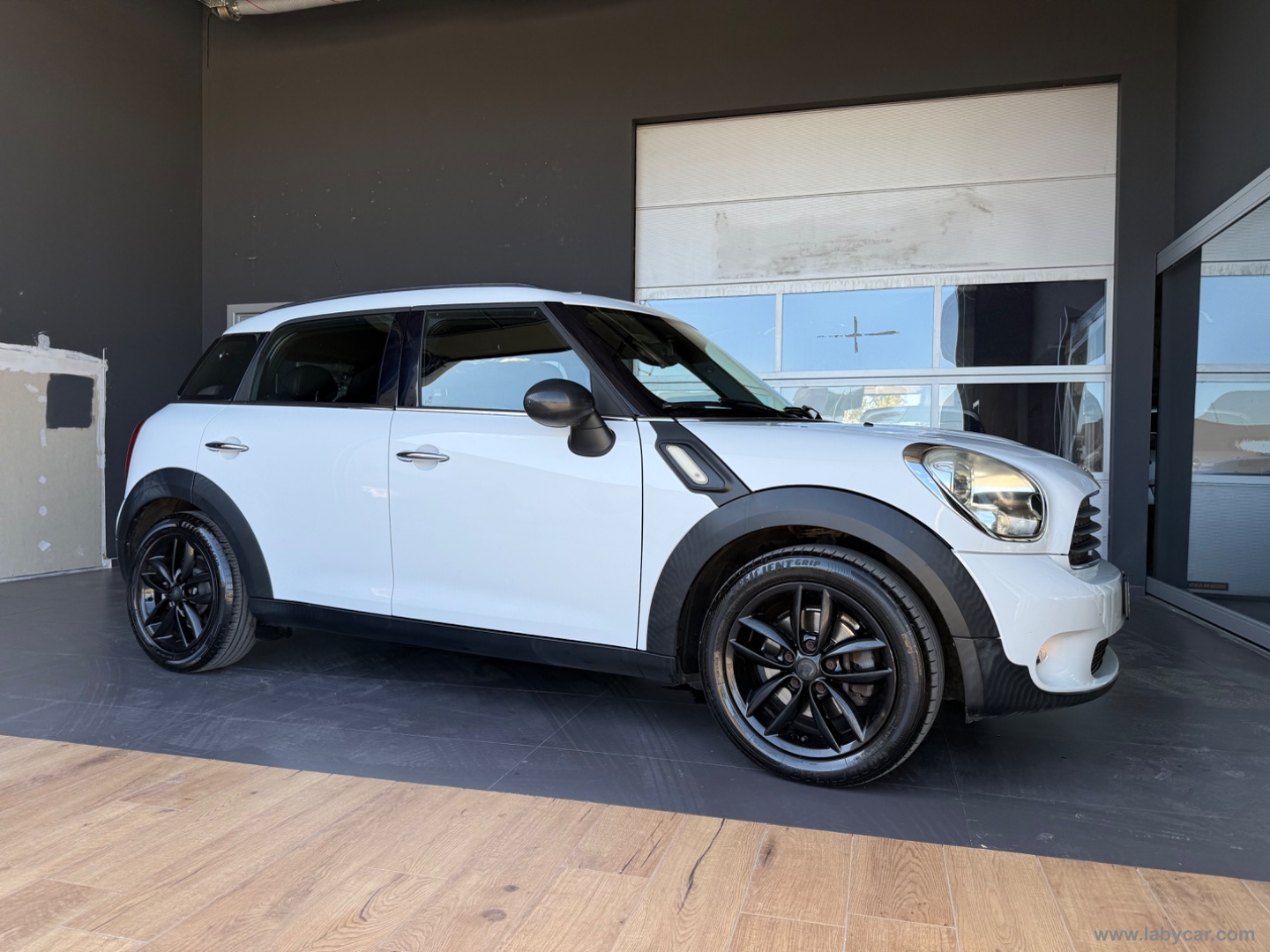 Mini One Countryman - immagine 4