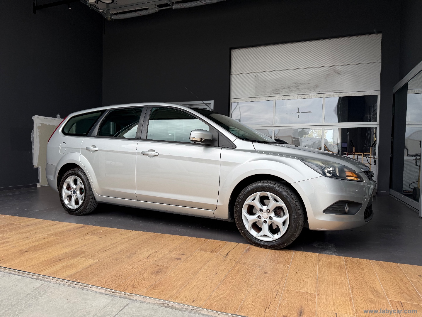 Focus 1.6 TDCi 110 CV SW Ikon DPF - immagine 4