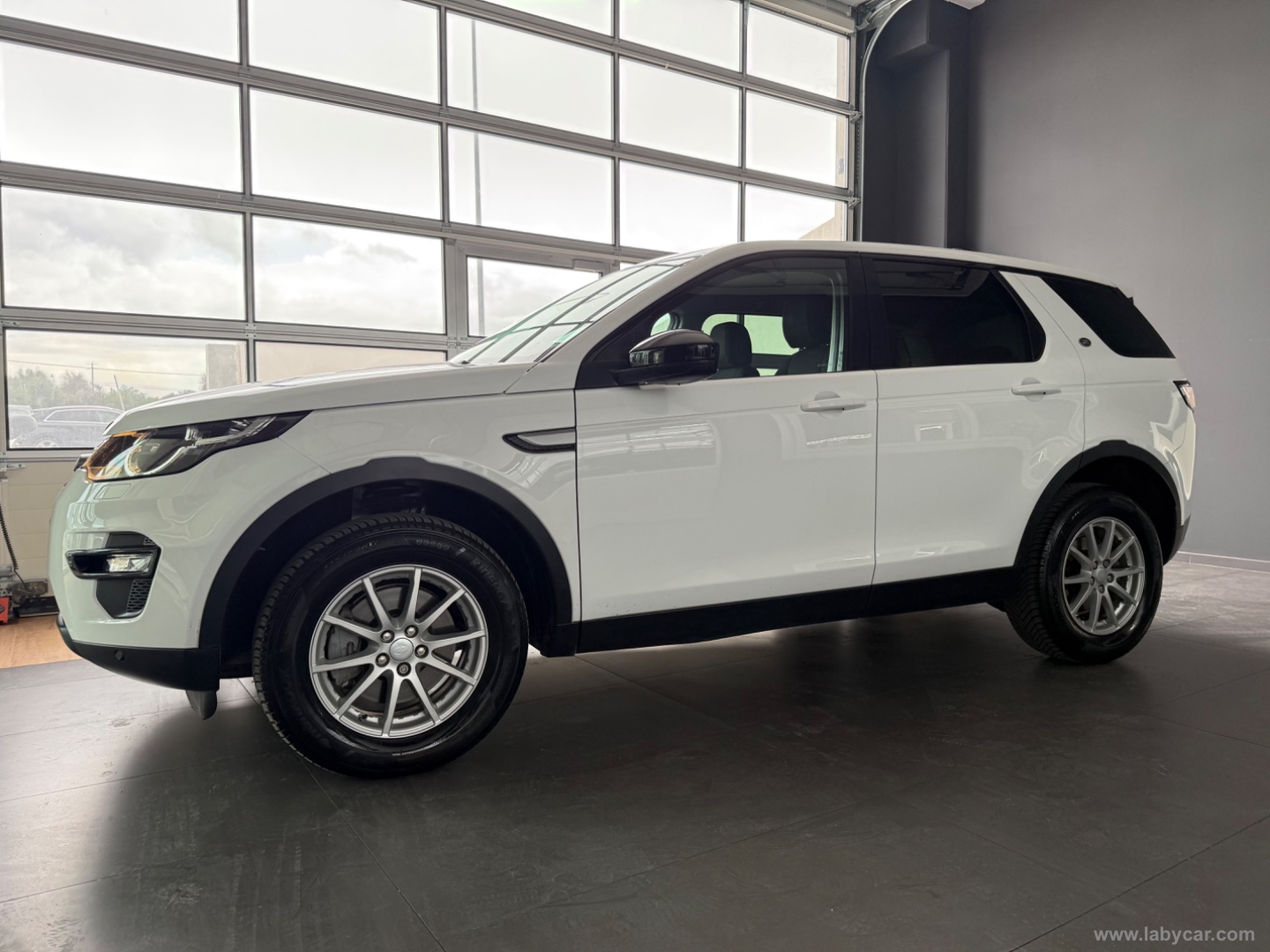 Discovery Sport 2.0 TD4 150 CV HSE - immagine 4