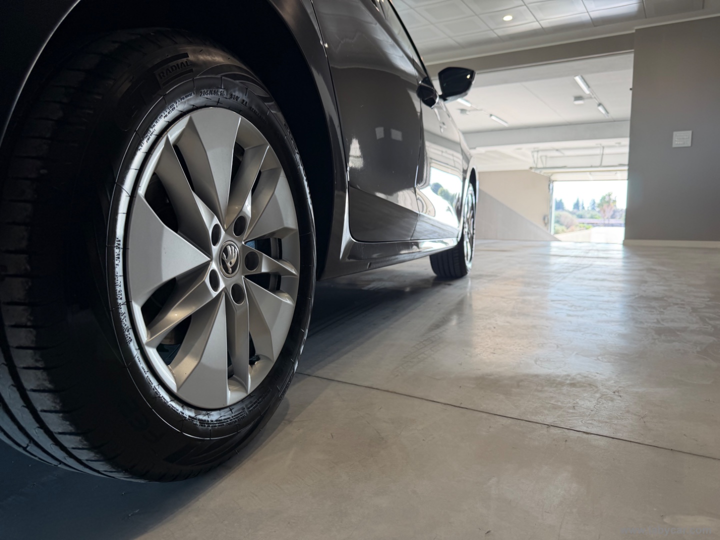 Octavia 2.0 TDI SCR 150CV DSG Wag. Exec. - immagine 4