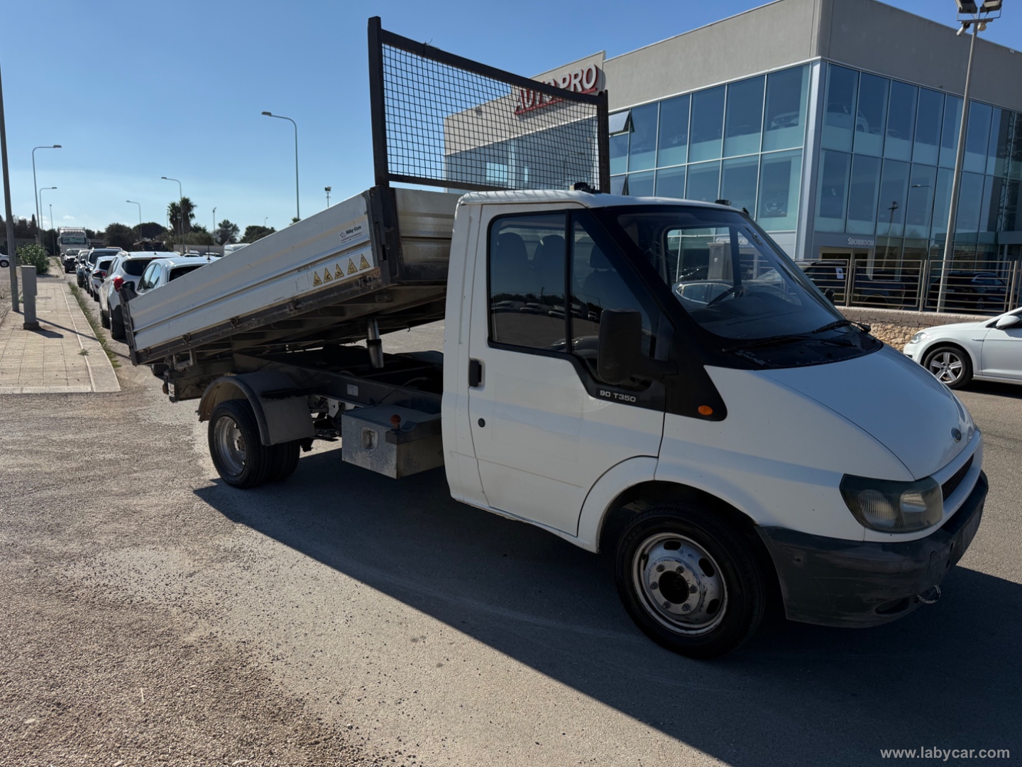 Transit 350 2.4 TD/90 PL-RG Cabinato - immagine 4