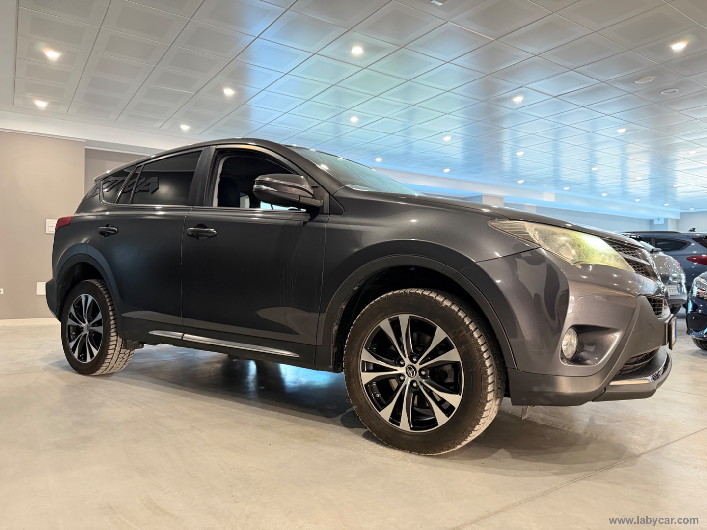 RAV4 2.0 D-4D 2WD - immagine 4