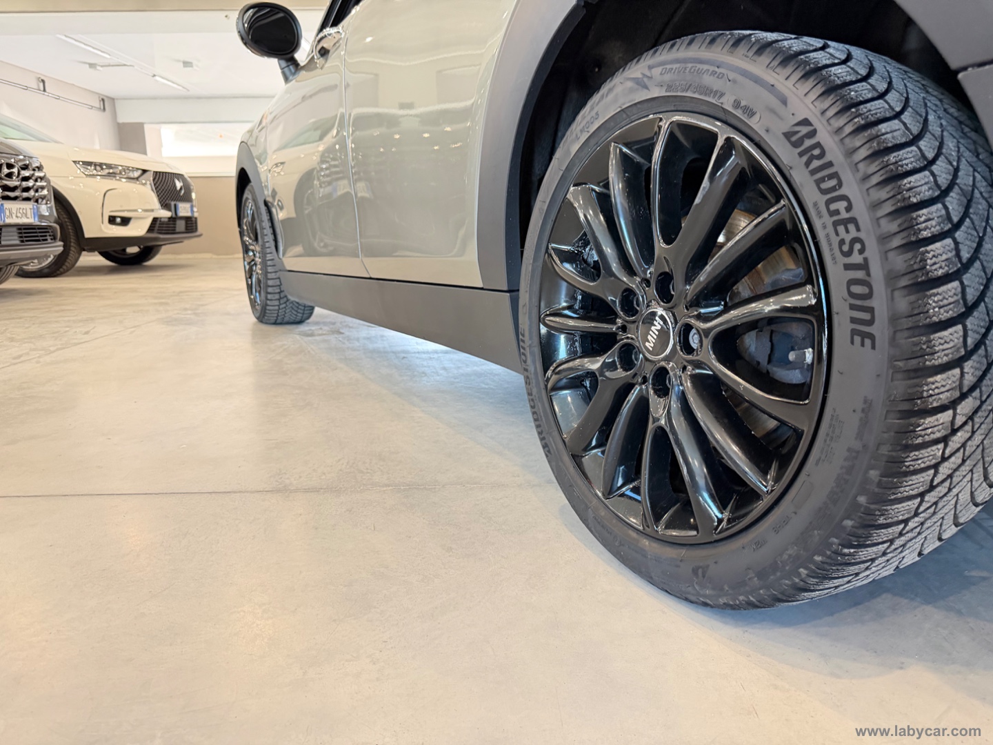 Mini Cooper D Boost Clubman - immagine 4