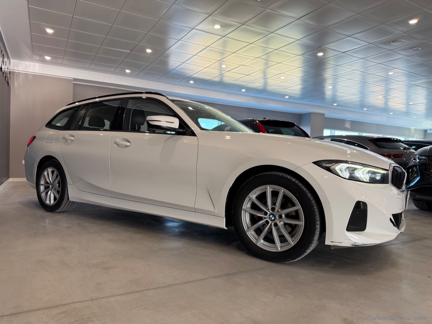 316d 48V Touring Msport - immagine 4