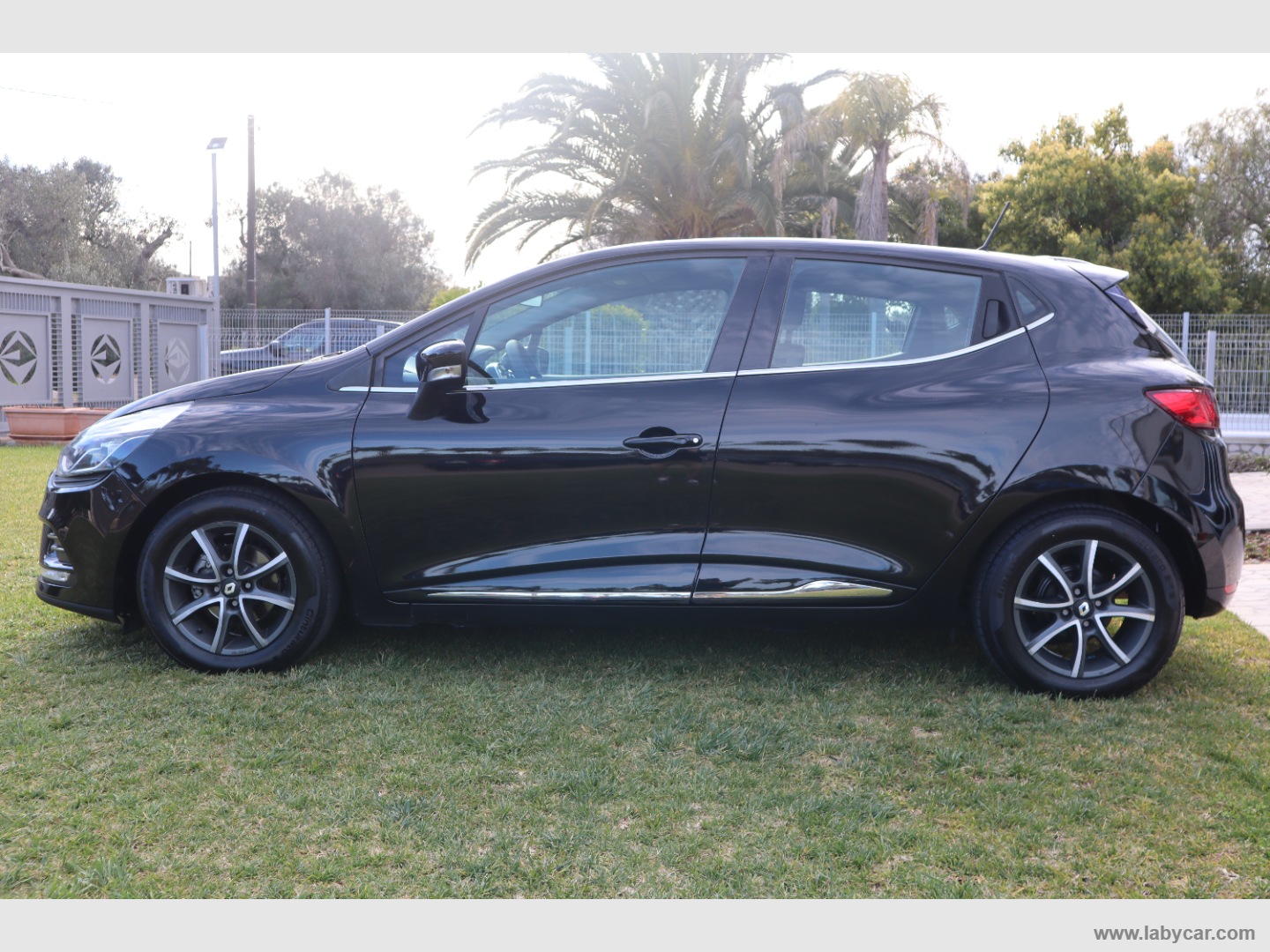 Clio dCi 8V 90 CV S&S 5p. Energy Intens - immagine 4