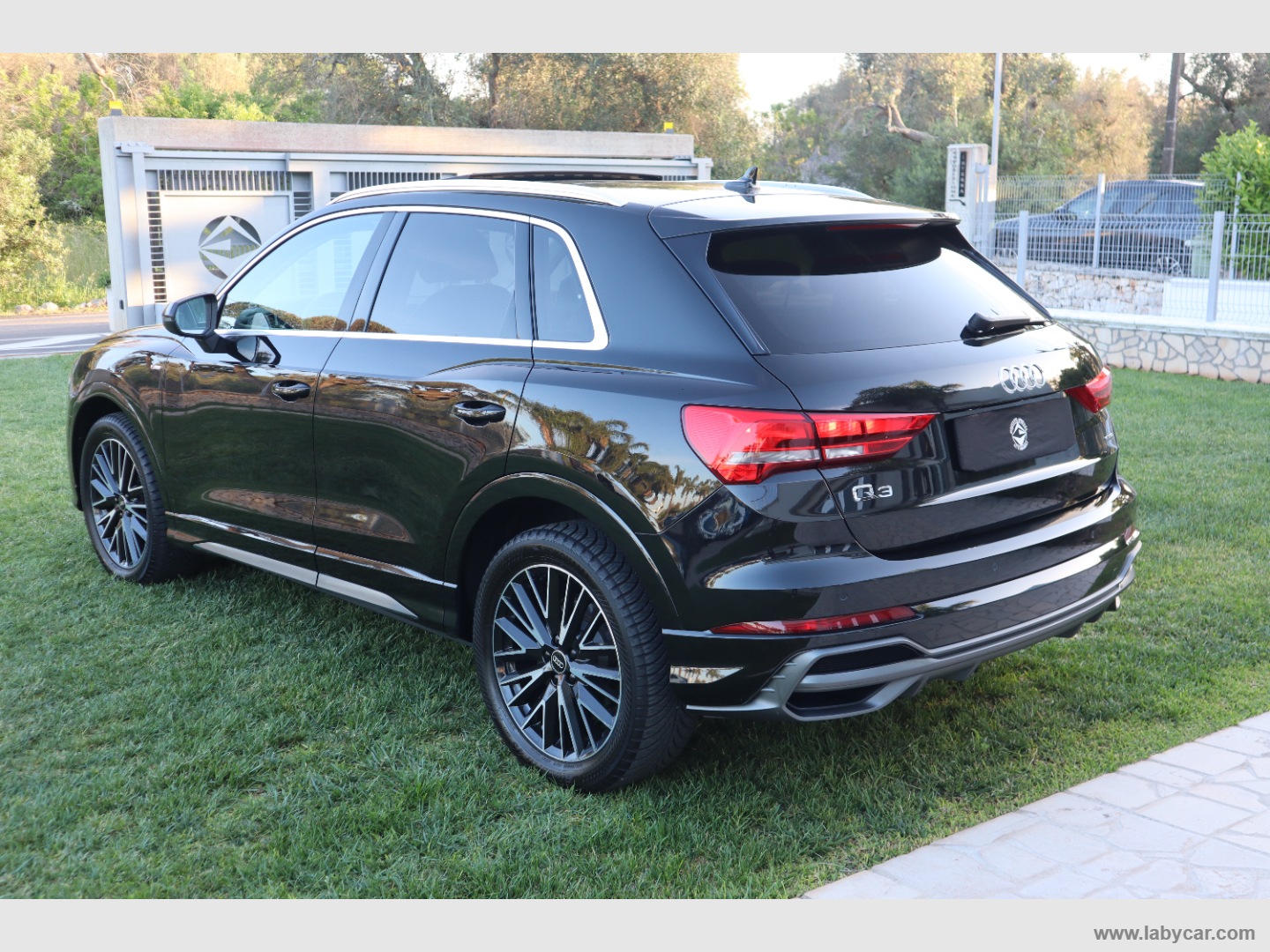 Q3 35 TDI quattro S tronic S line edit. - immagine 4