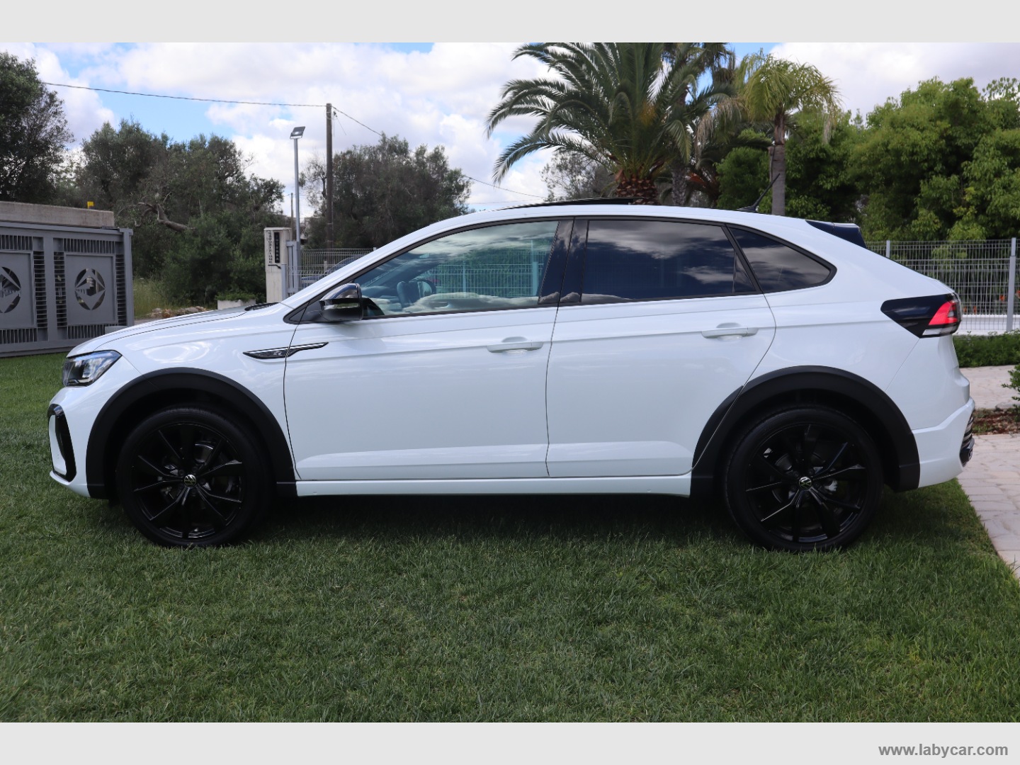 Taigo 1.0 TSI 110 CV DSG R-Line - immagine 4
