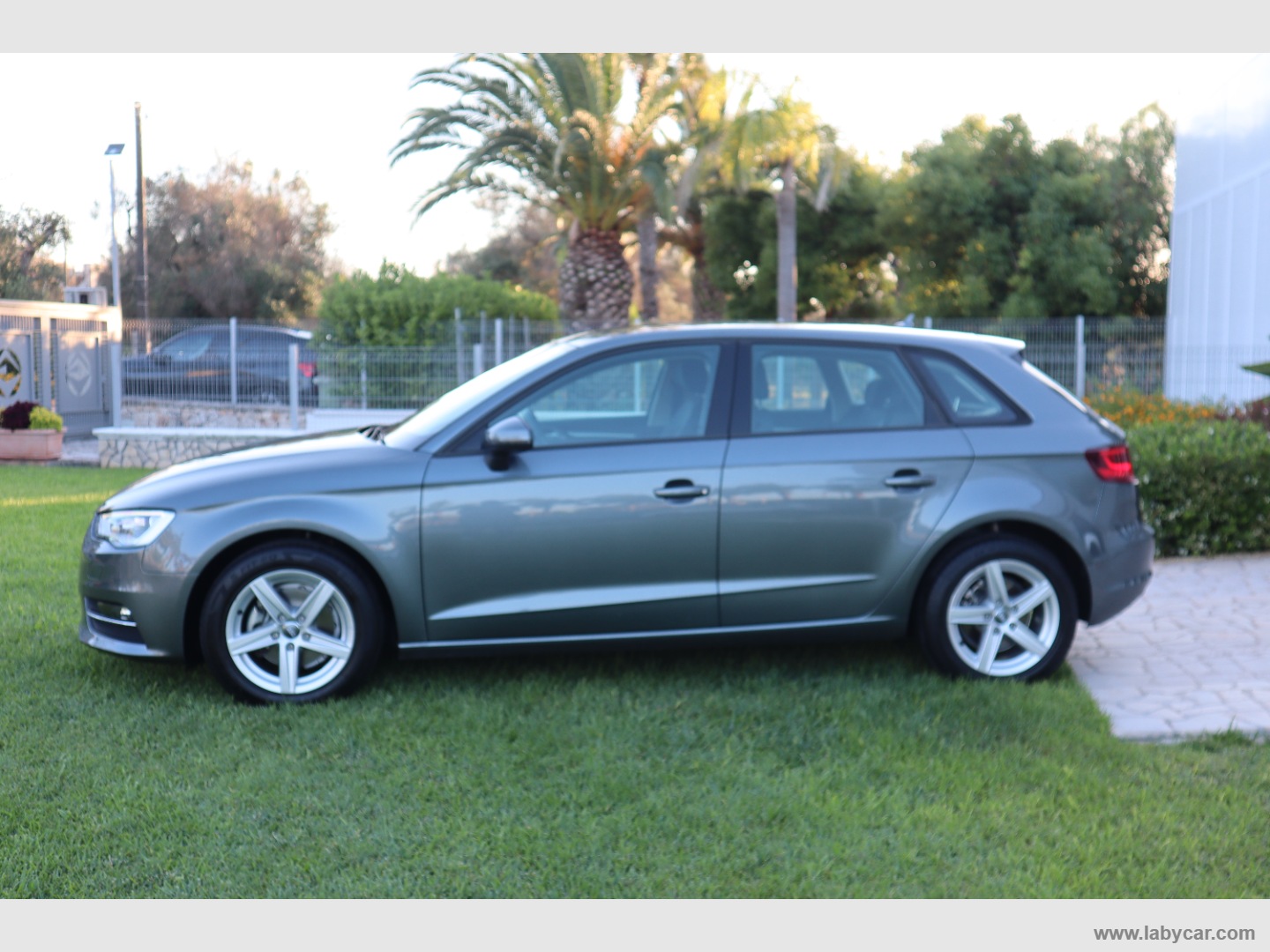 A3 1.6 TDI clean diesel Ambiente - immagine 4