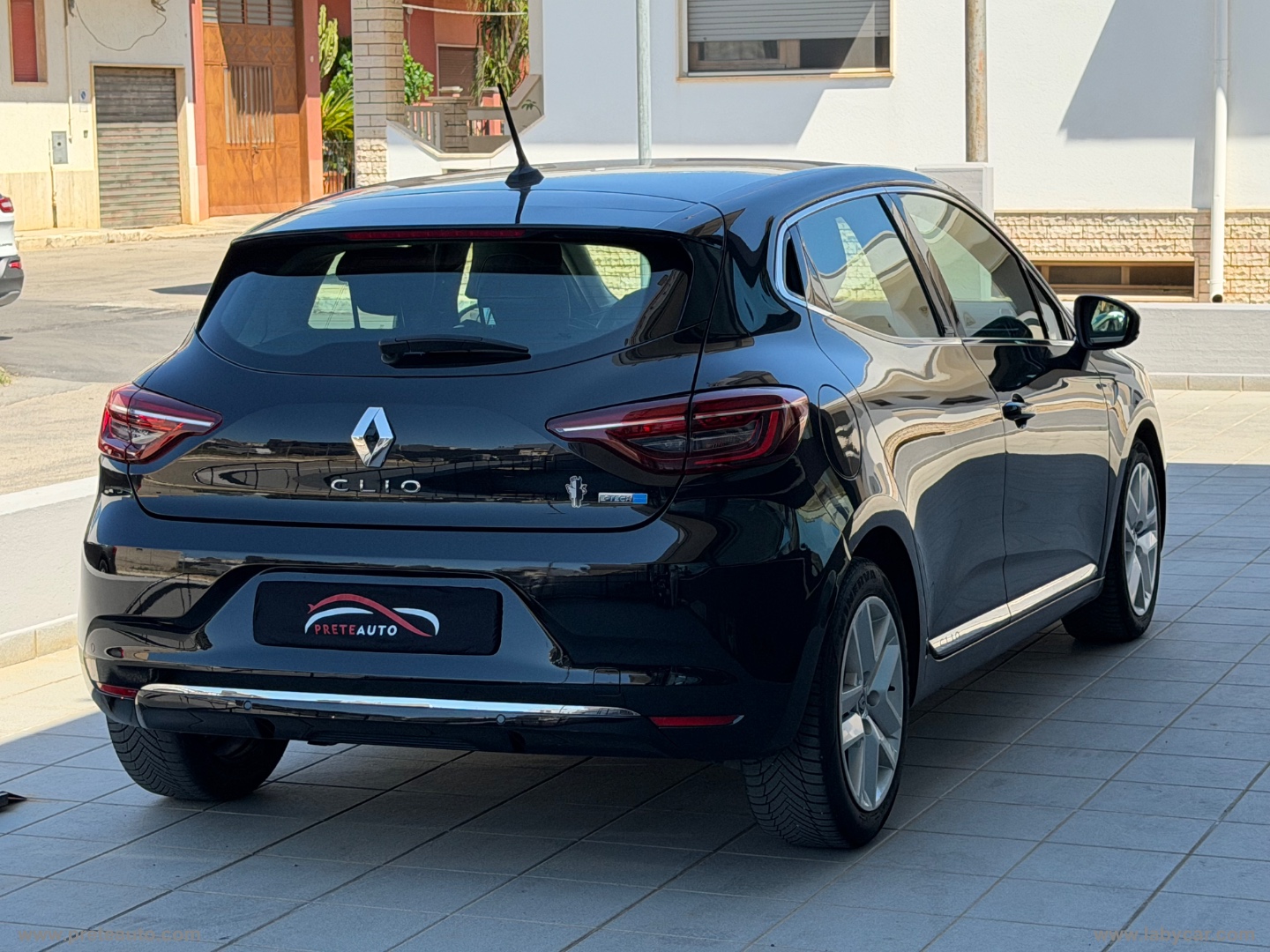 Clio Hybrid E-Tech 140 CV 5p. E-Tech - immagine 4