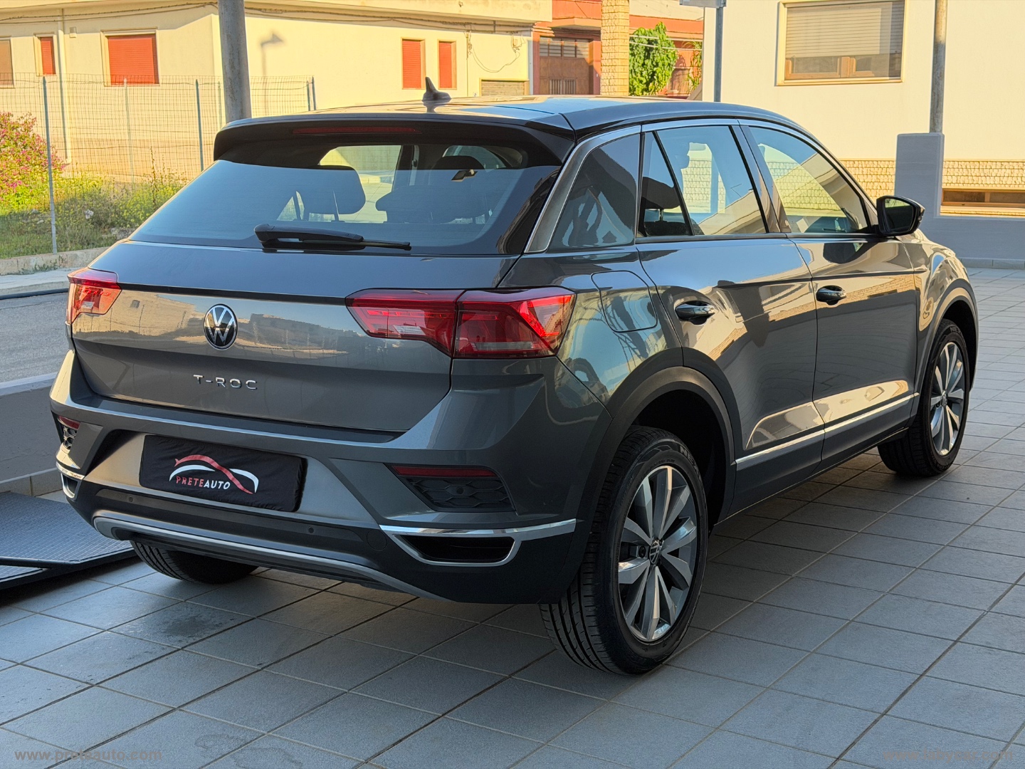 T-Roc 1.0 TSI Business BMT - immagine 4