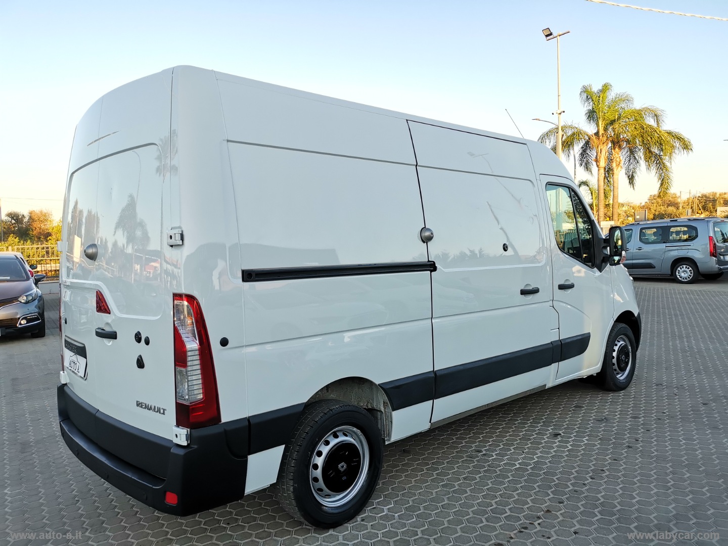 MASTER T35 2.3 DCI CV 145 FURGONE ENERGY - immagine 4