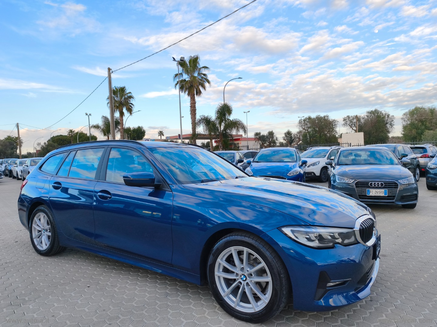318d 48V Touring Business Advantage - immagine 4