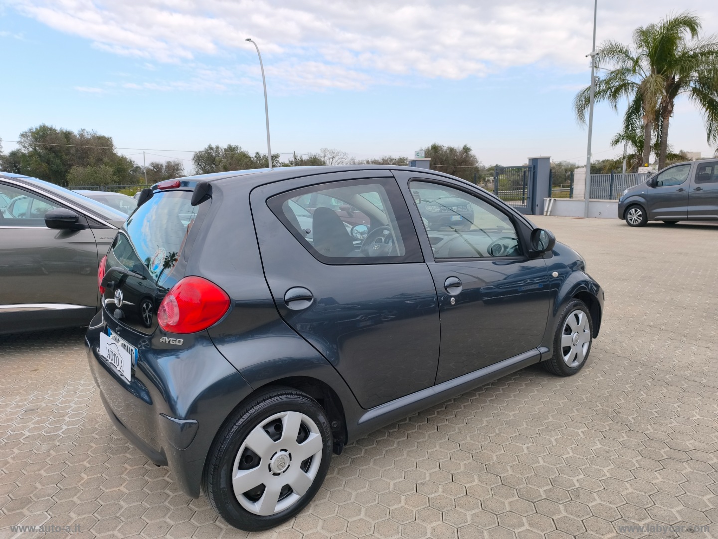 Aygo 1.0 VVT-i 5p. Sol - immagine 4
