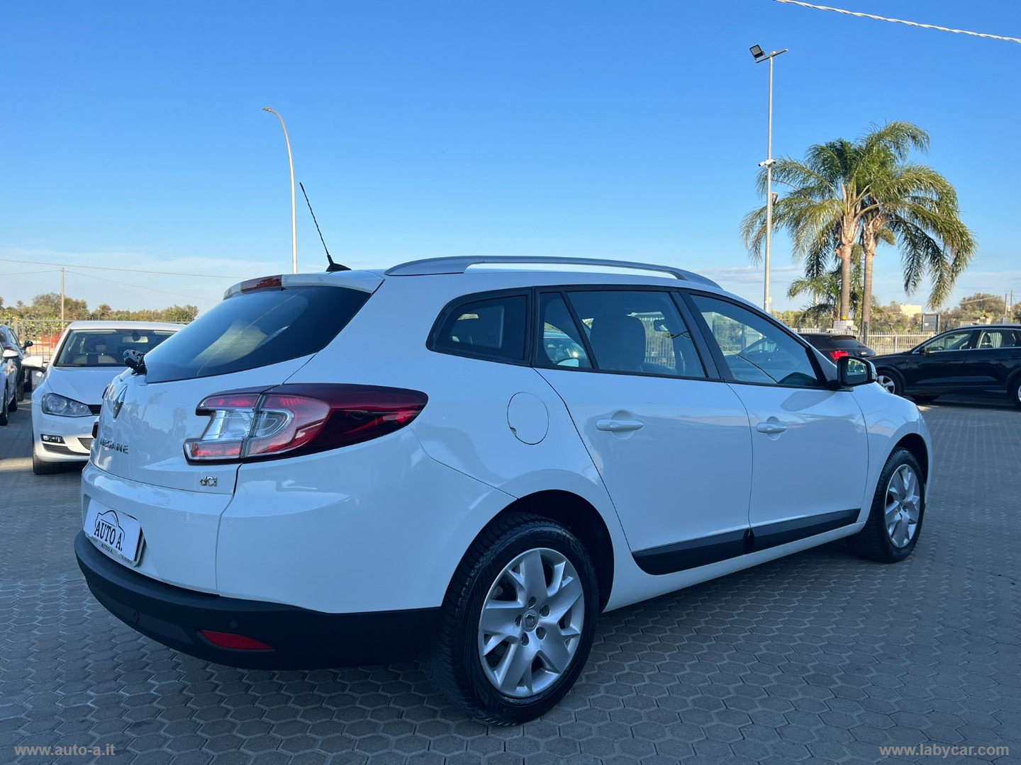 Mégane 1.5 dCi 110 CV SporTour Wave - immagine 4