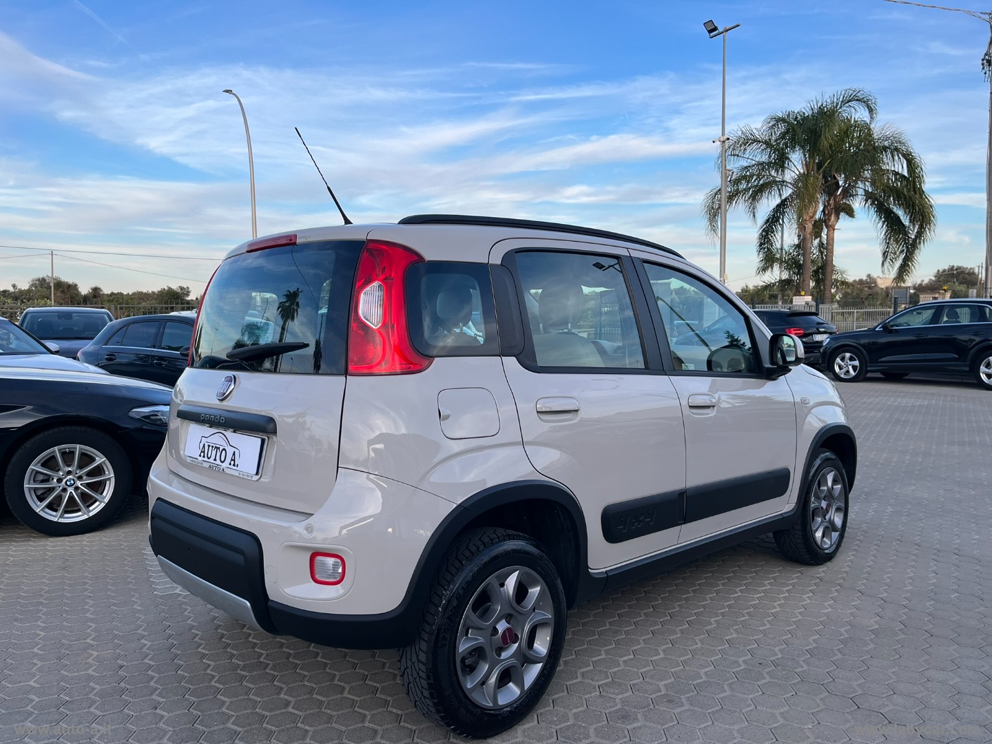 Panda Cross 1.3 MJT 95 CV S&S 4x4 - immagine 4