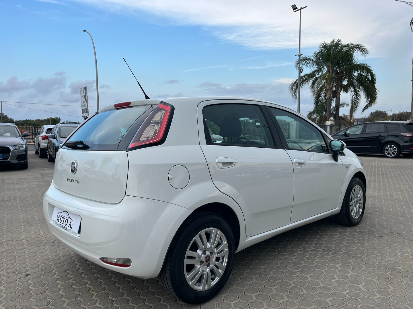 Punto 1.3 MJT II 16V 5p. Easy - immagine 4