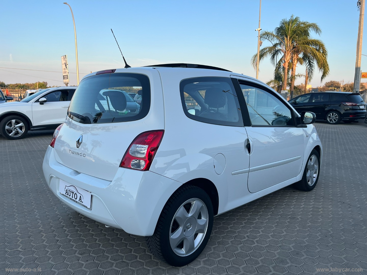 Twingo 1.2 Dynamique TETTO APRIBILE - immagine 4
