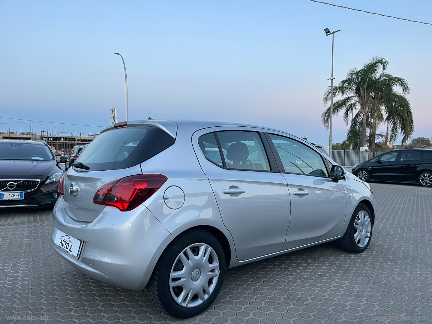 Corsa 1.2 5p. Innovation - immagine 4