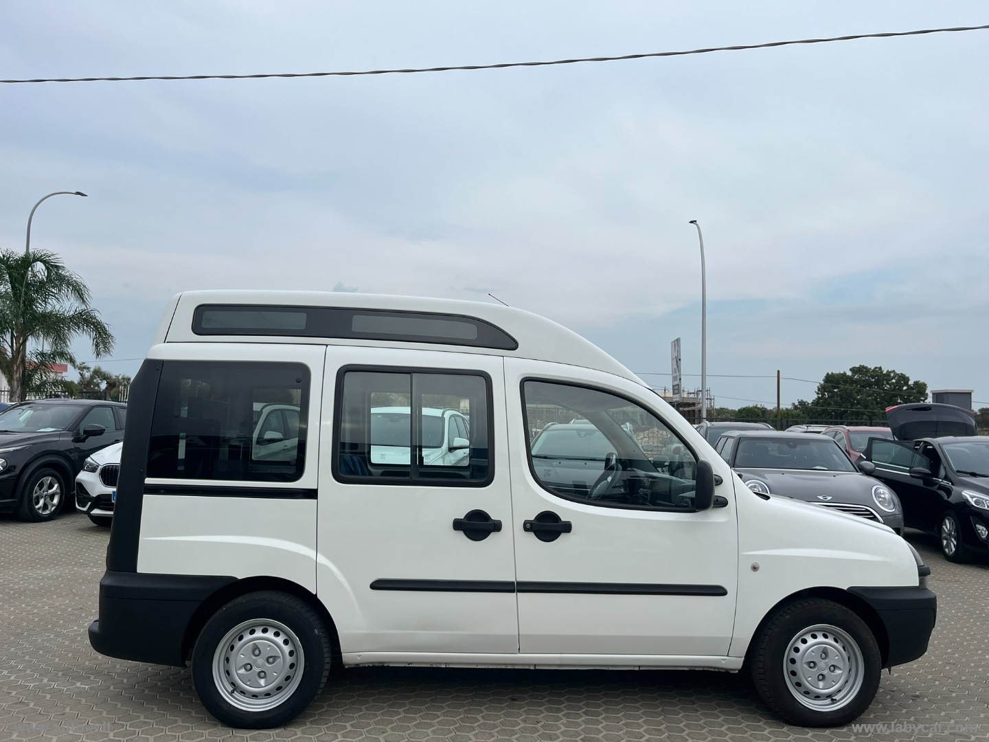 Doblò 1.3 MJT Dynamic TRASPORTO DISABILI - immagine 4