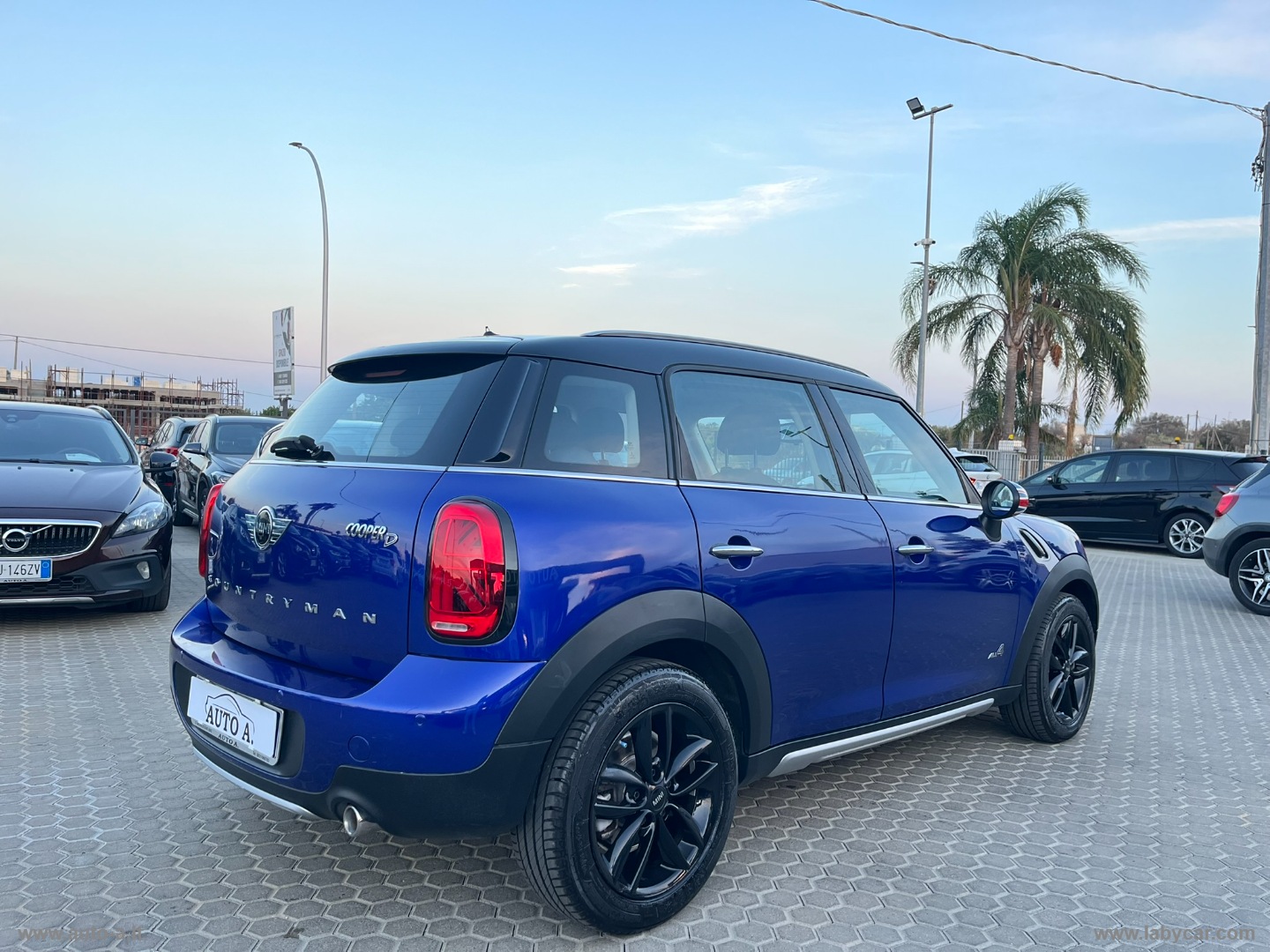 Mini Cooper D Business Countryman ALL4 - immagine 4