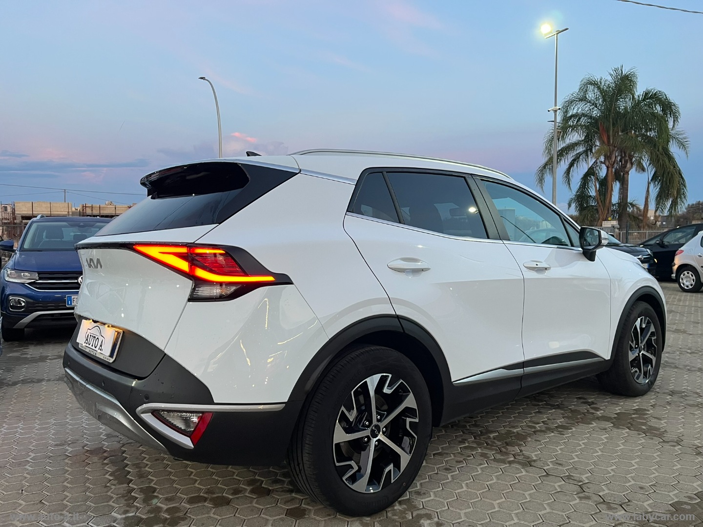 Sportage 1.6 CRDi MHEV Style 60.000 KM - immagine 4