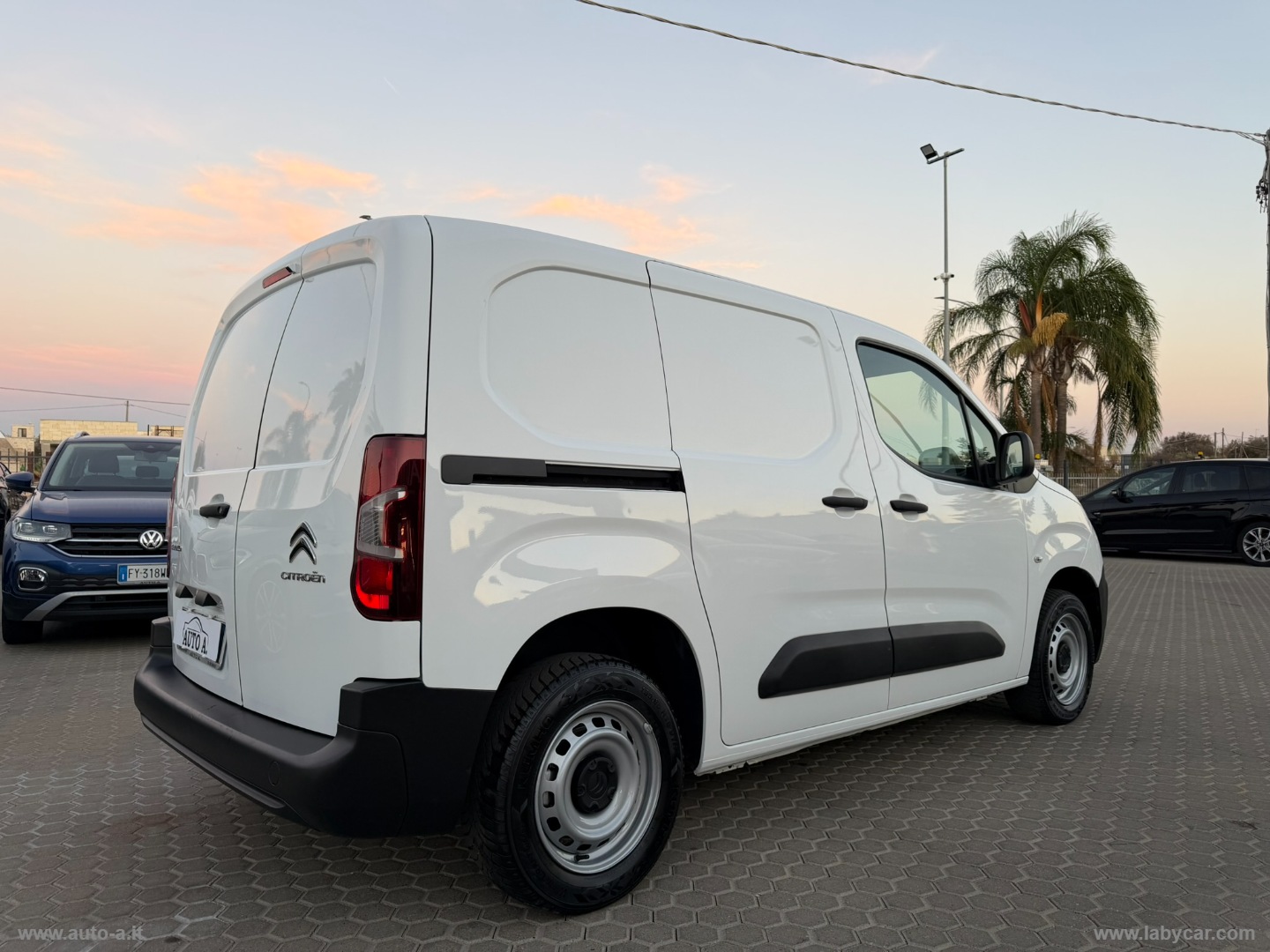Berlingo BlueHDi 100 CV 3 POSTI - immagine 4
