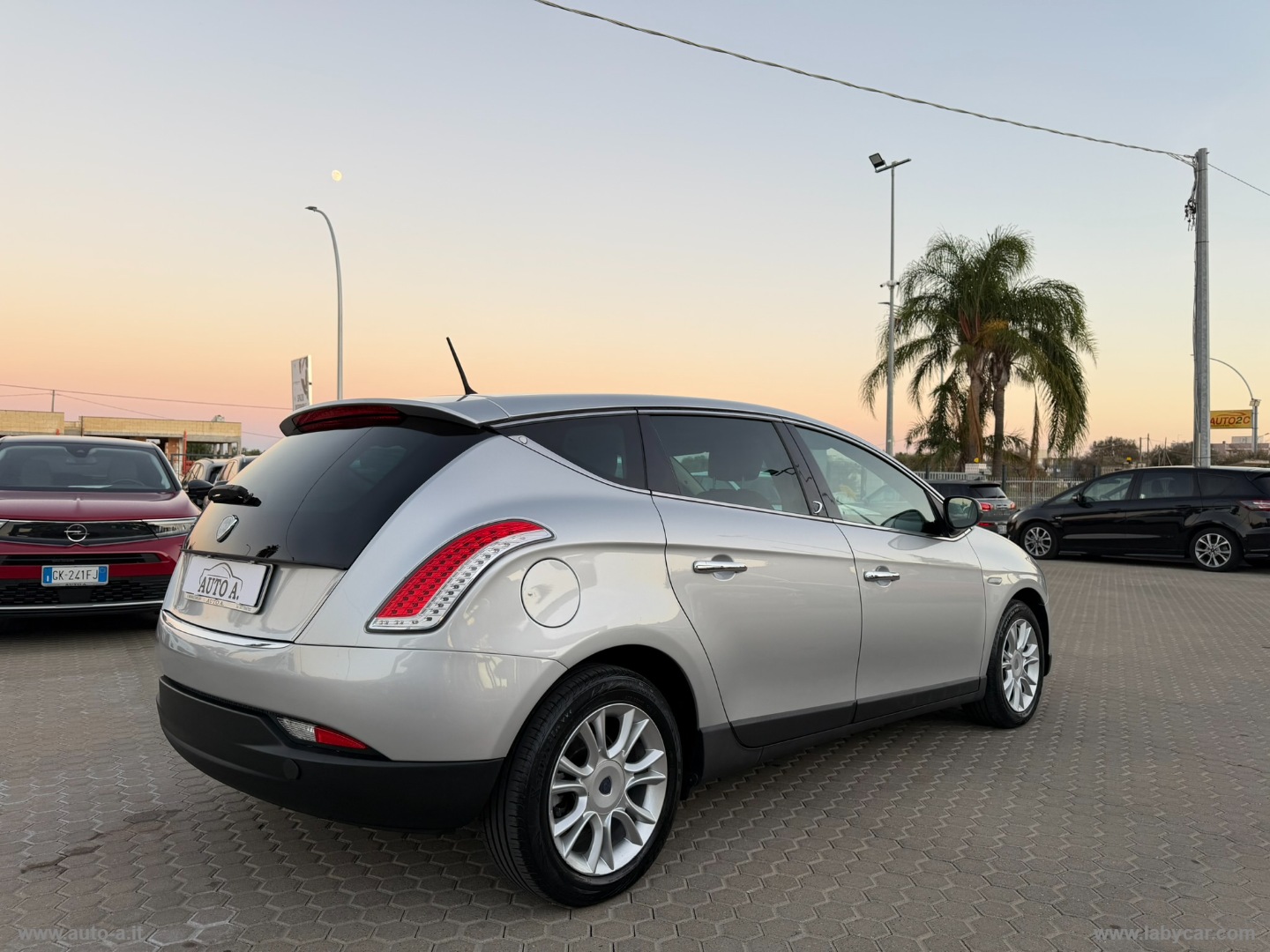 Delta 1.4 T-Jet 120 CV PLATINUM Ecochic GPL - immagine 4