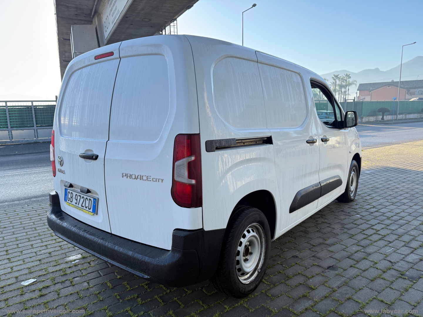Proace City 1.5D 100CV S&S PC 4p. Ground FURGONE - immagine 4